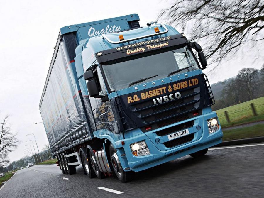  Iveco EcoStralis 440 6x2 2010 года  (UK) (фото 2 из 2)